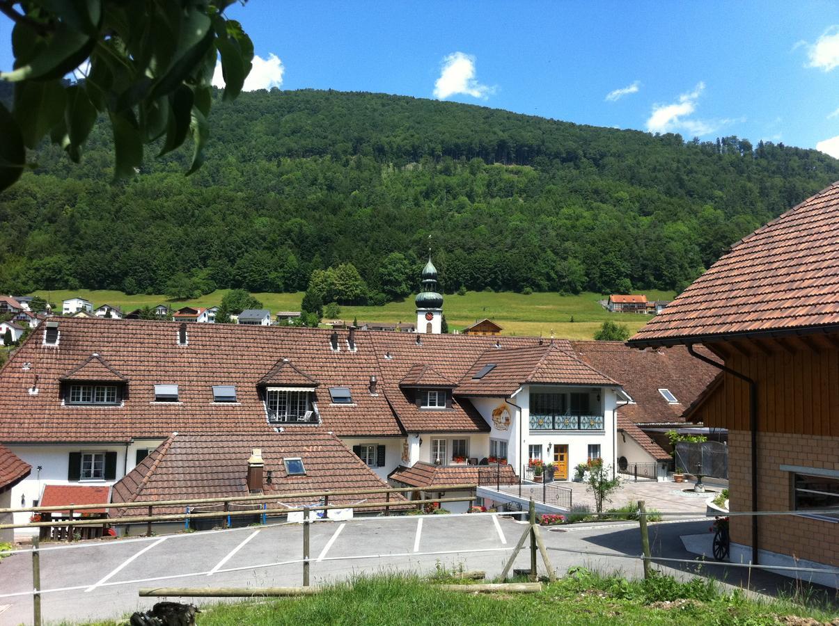 Hotel Kreuz Holderbank Dış mekan fotoğraf